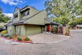 Photo #2: ML81920878 Listing 