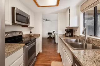 Photo #6: ML81921048 Listing 