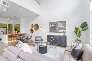 Photo #4: ML81921394 Listing 