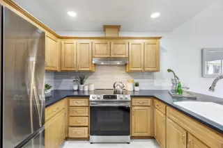 Photo #5: ML81922201 Listing