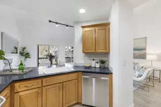 Photo #6: ML81922201 Listing