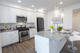 Photo #5: ML81922296 Listing