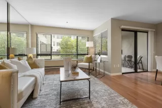 Photo #2: ML81922418 Listing 