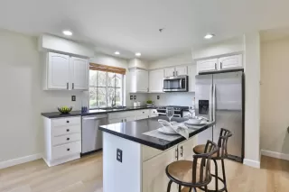 Photo #4: ML81922434 Listing