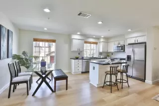 Photo #5: ML81922434 Listing