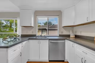 Photo #5: ML81922596 Listing