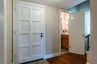 Photo #5: ML81922996 Listing