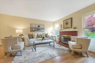 Photo #4: ML81923019 Listing