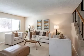 Photo #4: ML81924037 Listing