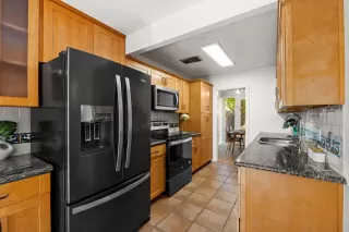 Photo #5: ML81924079 Listing