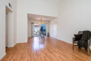 Photo #5: ML81924135 Listing