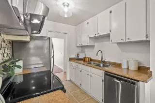 Photo #5: ML81924528 Listing