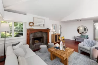 Photo #4: ML81924631 Listing