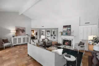 Photo #3: ML81924848 Listing