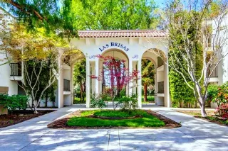 Photo #2: ML81924877 Listing