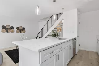 Photo #4: ML81925430 Listing