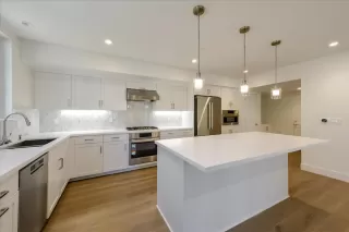 Photo #5: ML81925657 Listing