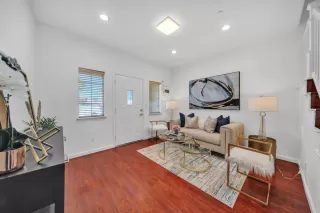 Photo #5: ML81925680 Listing