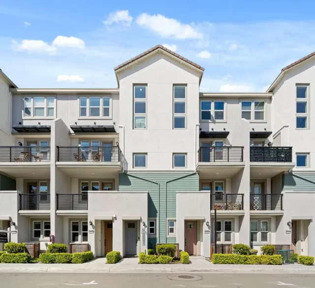 MLS: ML81925886 Condo For Sale