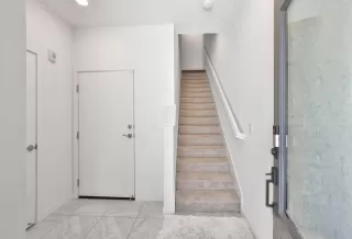 Photo #3: ML81926053 Listing