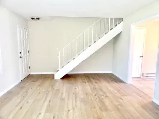 Photo #2: ML81927043 Listing 