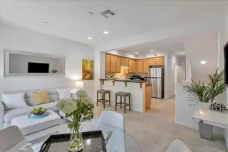 Photo #5: ML81927046 Listing