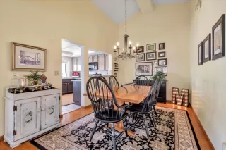 Photo #5: ML81927209 Listing 