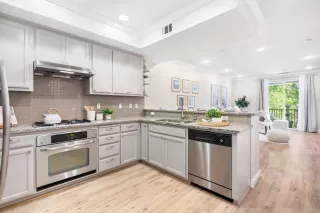 Photo #5: ML81927817 Listing