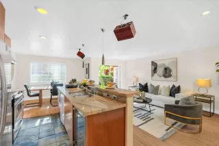 Photo #4: ML81928281 Listing 