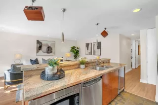 Photo #6: ML81928281 Listing 