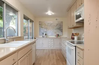 Photo #6: ML81928364 Listing 