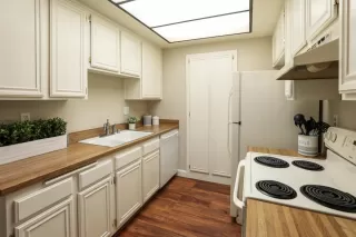 Photo #6: ML81928588 Listing