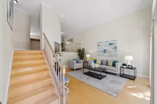 Photo #5: ML81928619 Listing