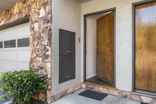 Photo #2: ML81929054 Listing 