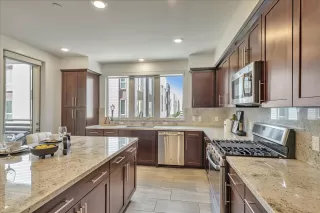 Photo #4: ML81929120 Listing 