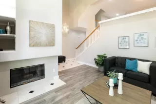 Photo #4: ML81929556 Listing