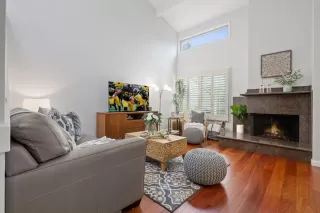 Photo #2: ML81929873 Listing 