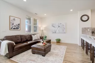 Photo #5: ML81930921 Listing 