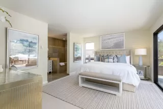 Photo #2: ML81932082 Listing 