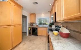 Photo #5: ML81932176 Listing 