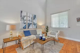 Photo #6: ML81932501 Listing