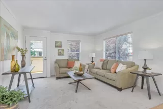 Photo #5: ML81932532 Listing