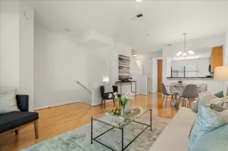 Photo #6: ML81932623 Listing