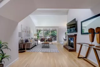 Photo #2: ML81933569 Listing