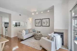 Photo #5: ML81933858 Listing