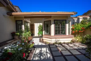 Photo #5: ML81934566 Listing