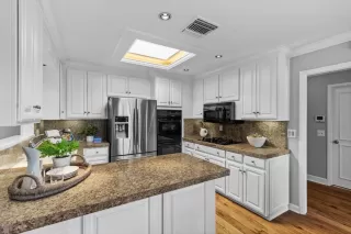 Photo #6: ML81934764 Listing 