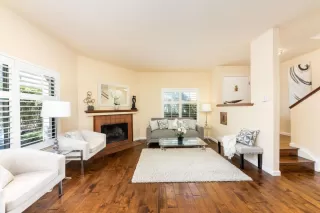 Photo #2: ML81935005 Listing