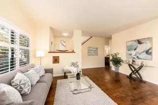 Photo #4: ML81935005 Listing