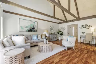 Photo #6: ML81935200 Listing